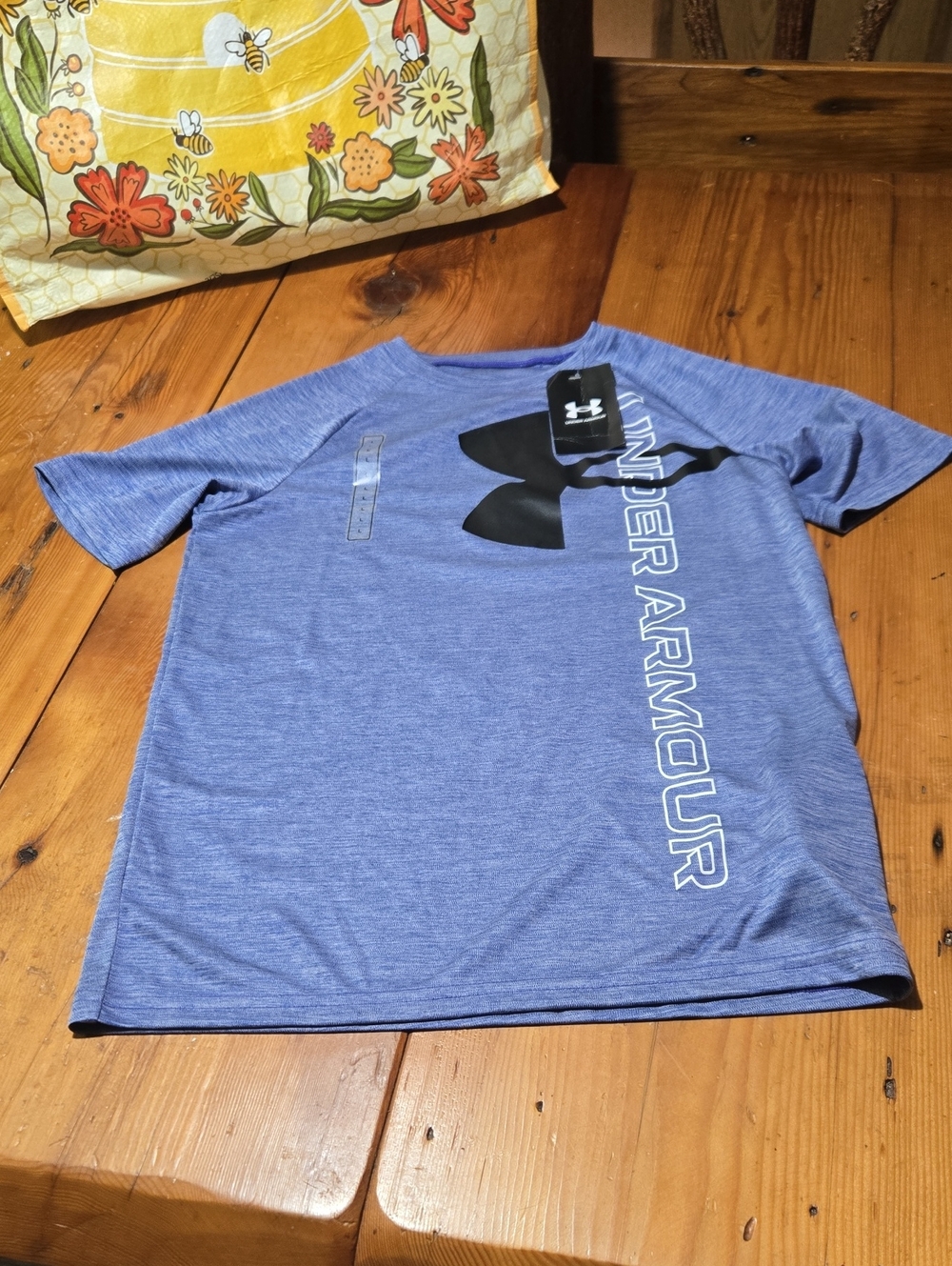 New Under Armour Sz Lg Short Sleeve Heather Blue Tech Tee with Vertical Logo